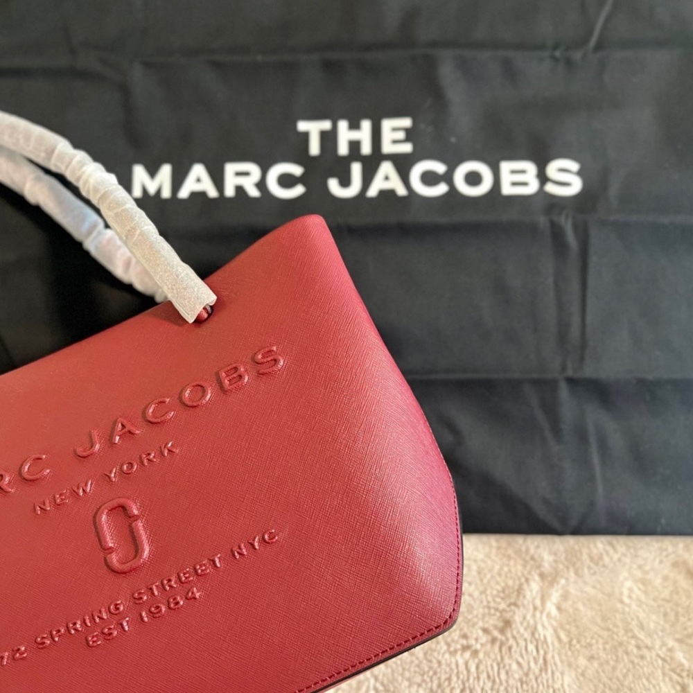 Marc Jacobs Logo Shopper